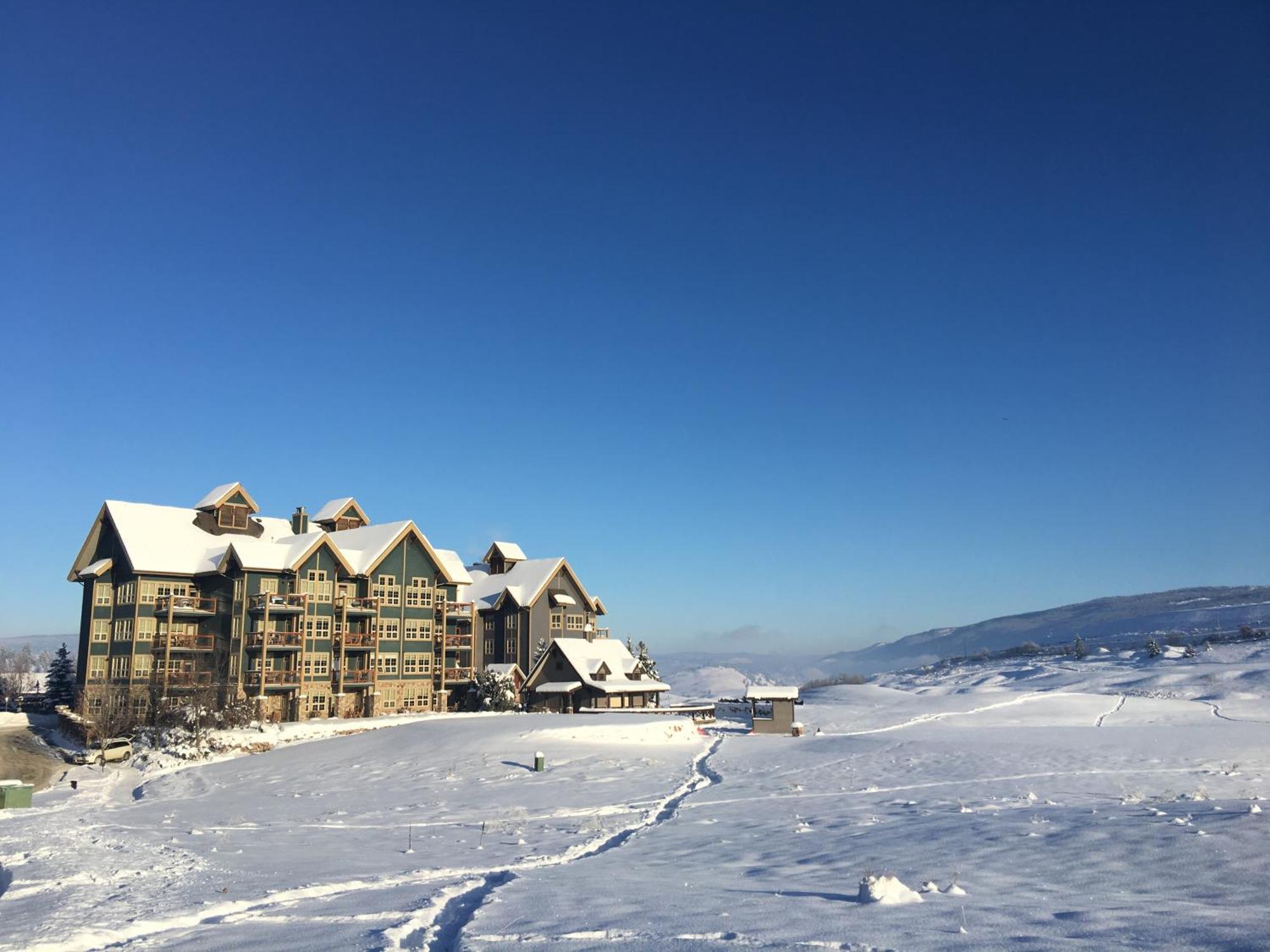 Predator Ridge Resort Вeрнoн Екстериор снимка
