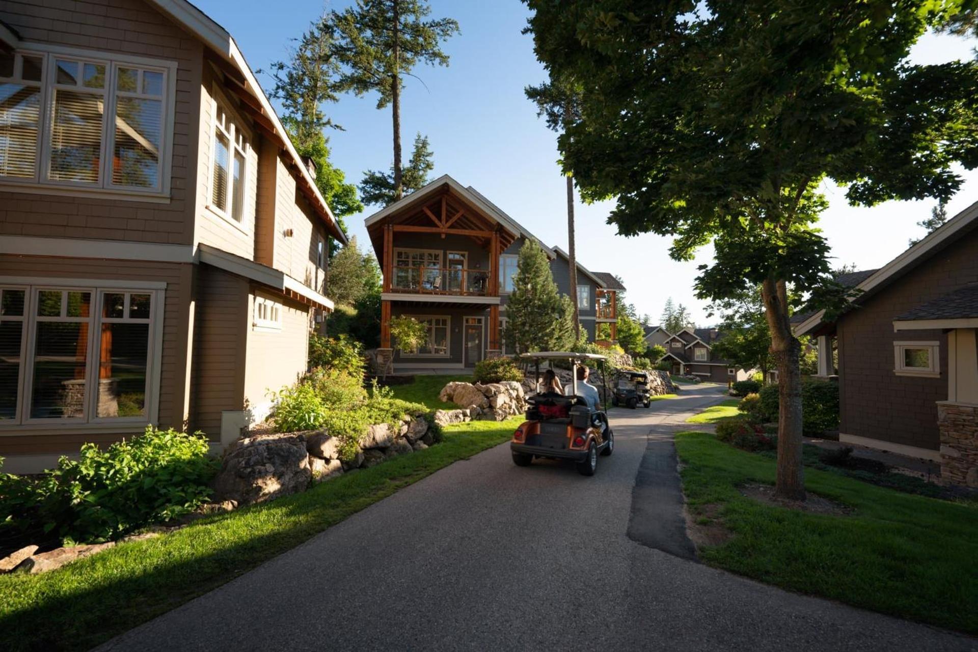 Predator Ridge Resort Вeрнoн Екстериор снимка