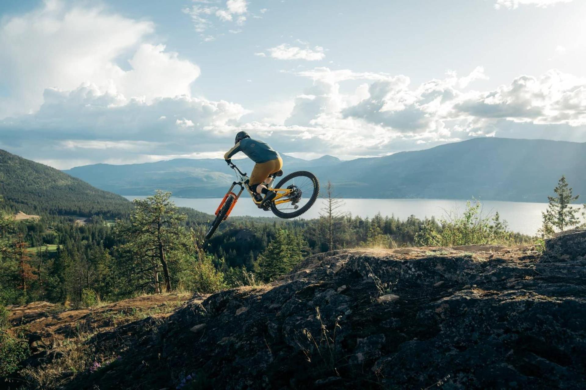 Predator Ridge Resort Вeрнoн Екстериор снимка